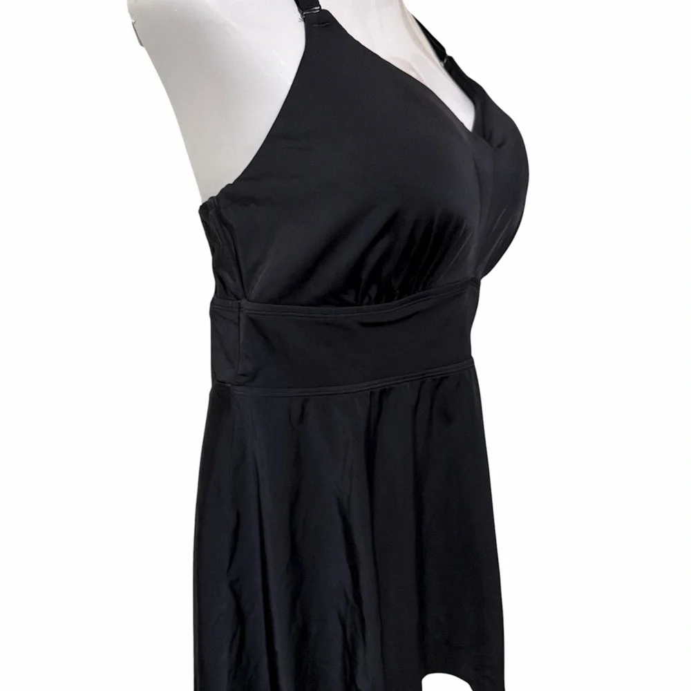 Torrid Wire-Free Racerback Tankini Black Size 2DD/F - Picture 3 of 7